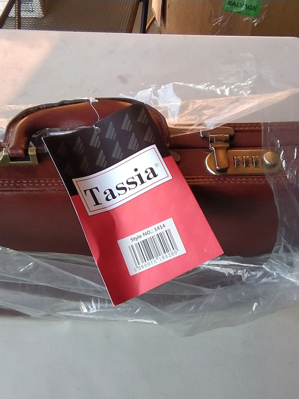 Men’s Leather Briefcase in Burgundy